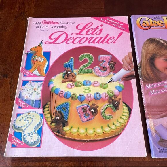 Wilton Cake Decorating Magazines 1983 and 1988 Yearbook Carousel Cake Candy - Picture 7 of 9